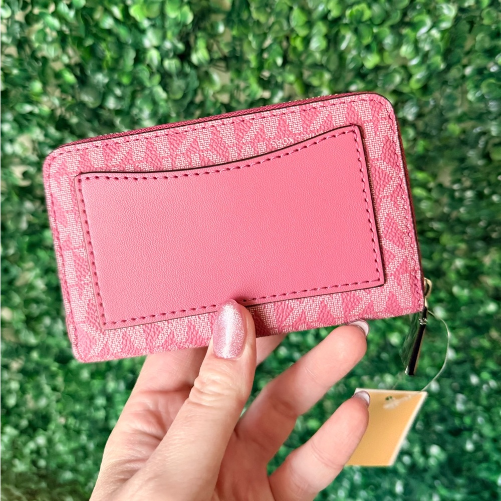 Michael Kors Retail Jet Set Small Pink Rosewood Signature Zip Around Card Wallet - Picture 2 of 4